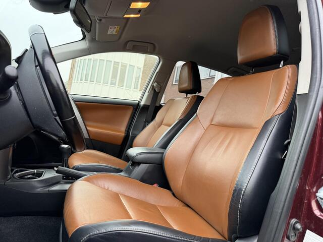 Toyota RAV4 2.0 VVT-i AWD Executive Business | Navi | Cruise | Trekhaak |