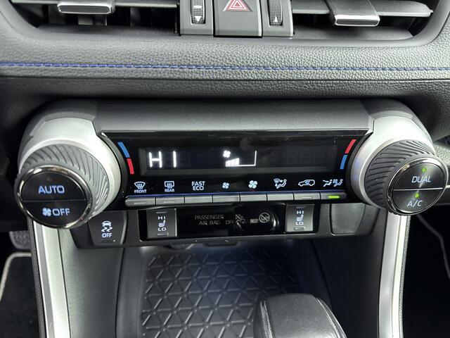 Toyota RAV4 2.5 Hybrid AWD Bi-Tone | Trekhaak | CarPlay/Android Auto | Camera |