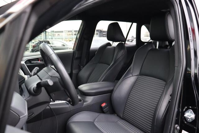 Toyota RAV4 2.5 Hybrid AWD Black Edition, Apple Carplay / Android Auto, JBL Audio, Parkeersensoren, Achteruitrijcamera, Camerabeeld in binnenspiegel