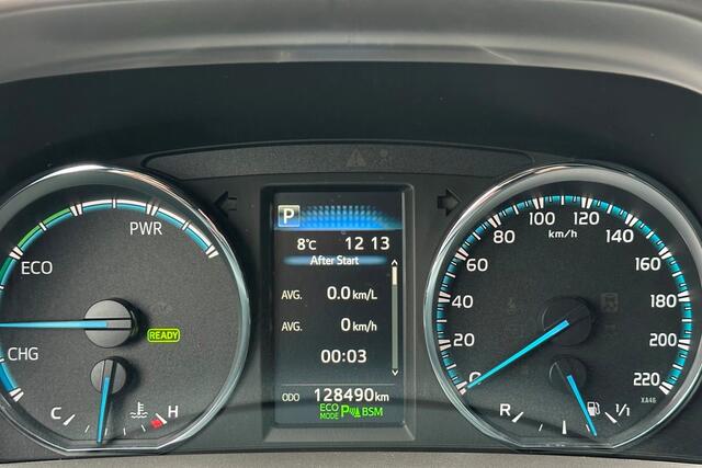 Toyota RAV4 2.5 Hybrid AWD Executive Business