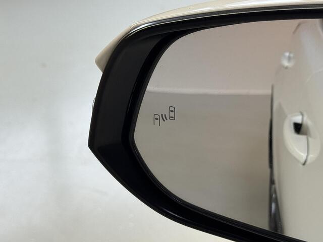 Toyota RAV4 2.5 Hybrid AWD Executive | 2-Tone Leder | Schuif/kantel dak | Trekhaak | 360 camera |