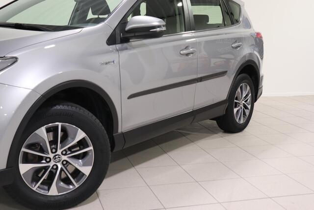 Toyota RAV4 2.5 Hybrid AWD Energy, Trekhaak, Elek Achterklep, Parkeersensoren voor en achter, Camera, Dealer Onderhouden!