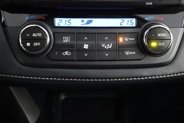 Toyota RAV4 2.5 Hybrid AWD Style | 1650 Trekvermogen | elektrisch bedienbare achterklep | parkeersensor |