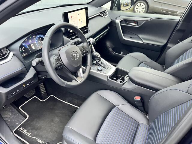Toyota RAV4 2.5 Hybrid AWD Bi-Tone Pano Dak Stoelverwarming Carplay PDC