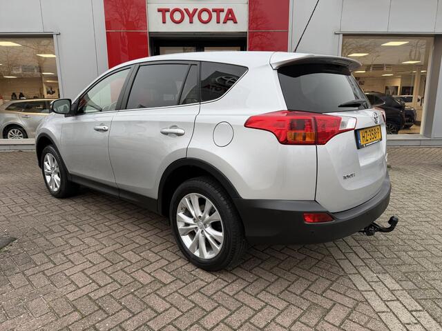 Toyota RAV4 2.0 VVT-i Executive Business 4WD