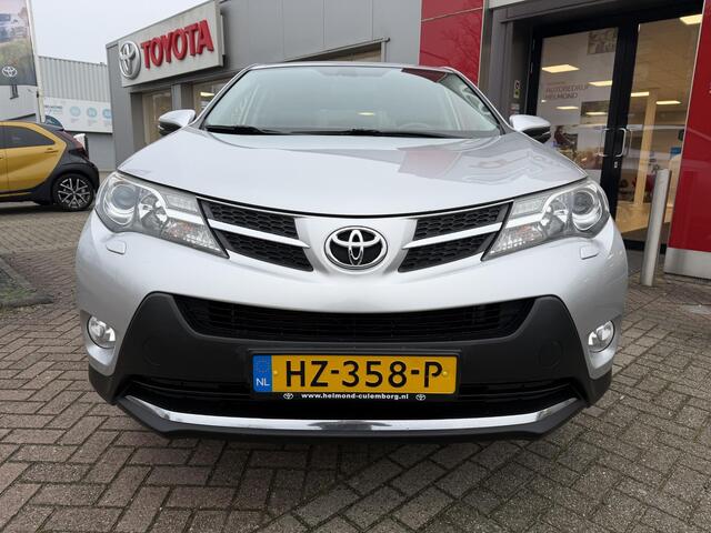 Toyota RAV4 2.0 VVT-i Executive Business 4WD