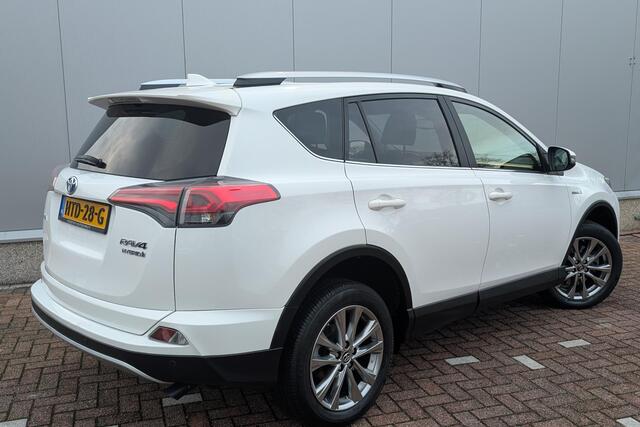Toyota RAV4 2.5 Hybrid Executive LMV|Lederen bekleding|El.achterklep|El vestelbare stoel met memory