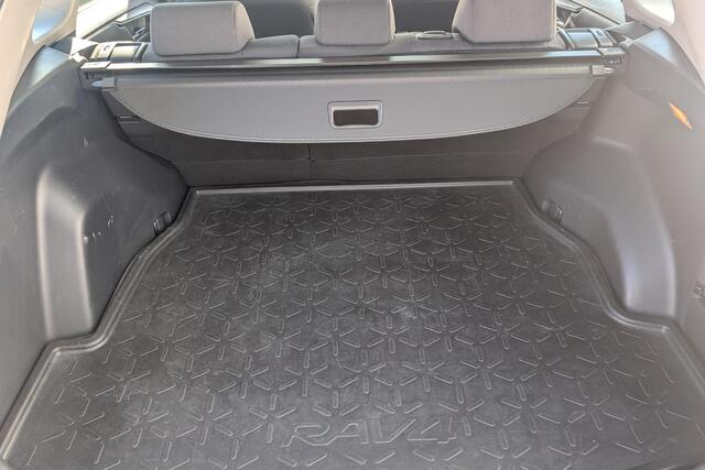 Toyota RAV4 2.5 Hybrid AWD Active |El. achterklep|Apple Carplay/Android auto|LMV|1650 kg Trekgewicht