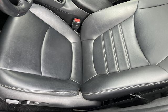 Toyota RAV4 2.5 Hybrid AWD Style |Bear Lock|Trekhaak|Lederen Bekleding|1ste eigenaar