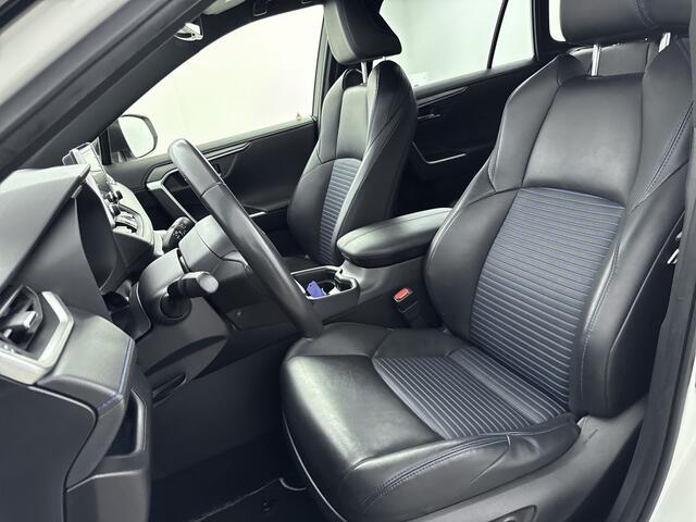 Toyota RAV4 2.5 Hybrid Bi-Tone | Trekhaak afneembar | Elektr. verst. besuurdersstoel | Stoelverwarming