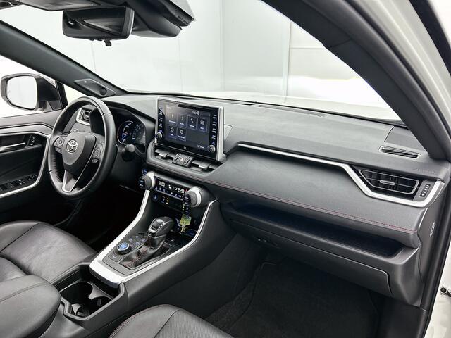 Toyota RAV4 2.5 Plug-in Hybrid AWD Bi-Tone Plus | Trekhaak | Glazen Panoramadak |