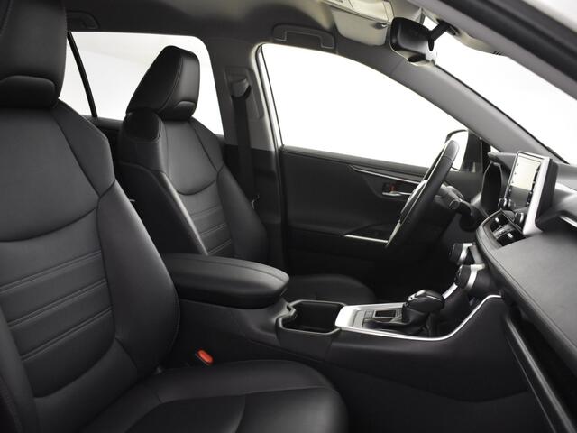 Toyota RAV4 2.5 Hybrid Style Edition | Stuur en Stoelverming | PDC V+A