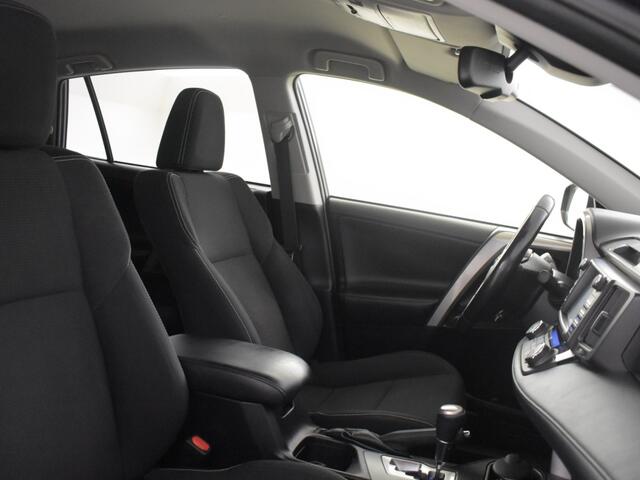 Toyota RAV4 2.5 Hybrid AWD Team Edition | Trekhaak | PDC V+A | Stuur en Stoe