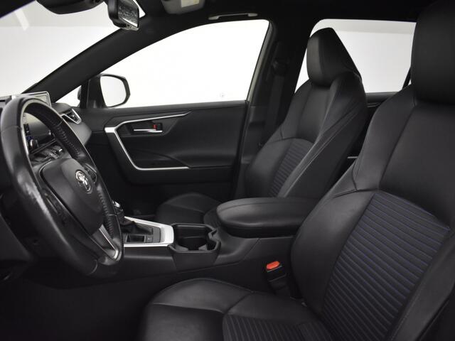 Toyota RAV4 2.5 Hybrid Bi-Tone | Navigatie | Parkeersensoren V+A | Stoelverw