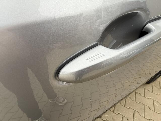 Toyota RAV4 300 AWD PHEV Limited edition | panoramadak | bi-tone | carplay