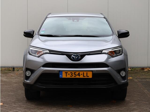 Toyota RAV4 2.5 Hybrid AWD Black Editon | El. Achterklep | LED | Trekhaak