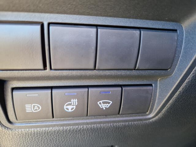 Toyota YARIS Cross 1.5 Hybrid 130 Style Edition Parkeersensoren V+A, Dodehoeksensor, Navigatie , All-in Rijklaarprijs