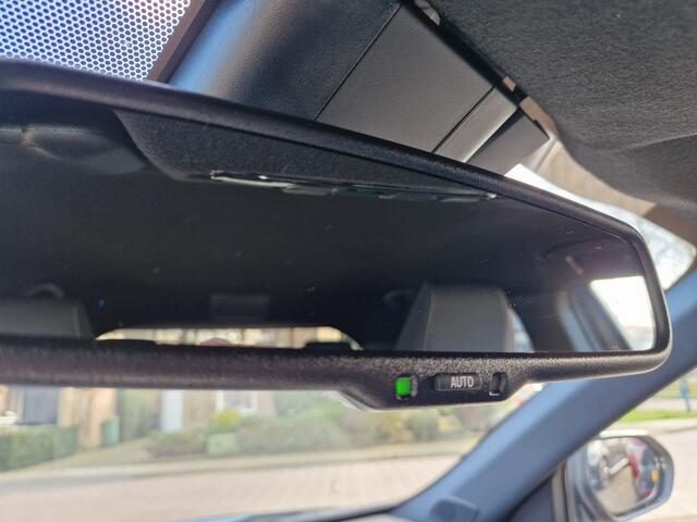 Toyota YARIS Cross 1.5 Hybrid 130 Style Edition Parkeersensoren V+A, Dodehoeksensor, Navigatie , All-in Rijklaarprijs