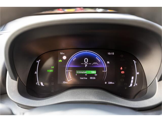 Toyota YARIS Cross 1.5 Hybrid 130 Style Edition Parkeersensoren V+A, Dodehoeksensor, Navigatie , All-in Rijklaarprijs