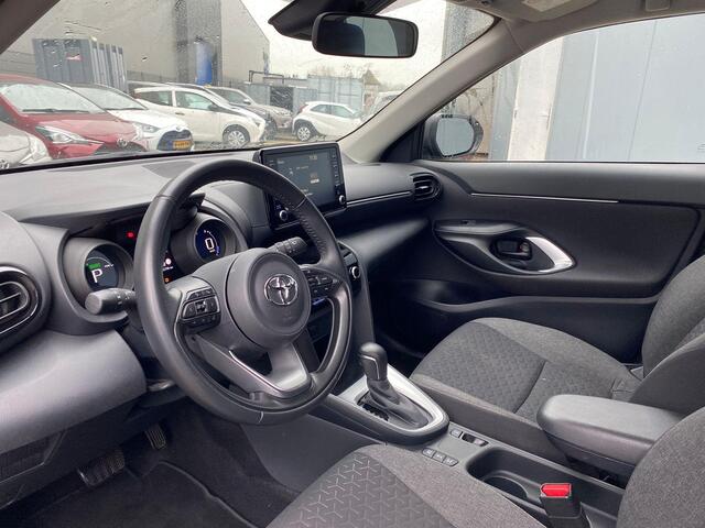 Toyota YARIS Cross 1.5 Hybrid Active | 1e Eigenaar | Trekhaak | BTW | 10 Jaar Garantie | Apple Carplay / Android Auto |