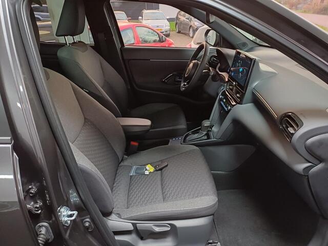 Toyota YARIS 1.5 Hyb 130 D-Team Full options