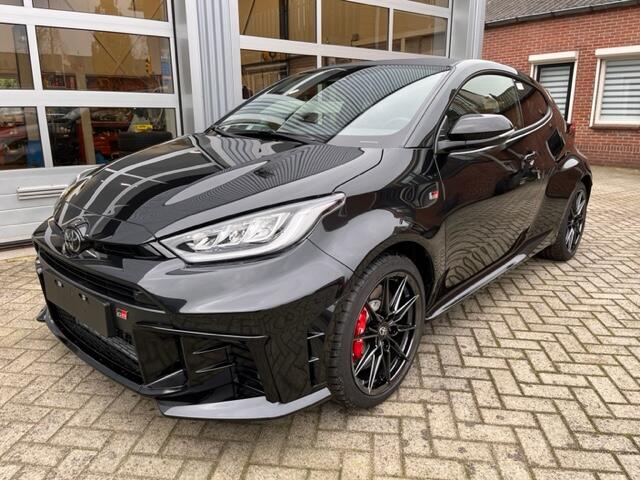 Toyota YARIS 1.6 Turbo GR High Performance 8AT Prem. (NEW)