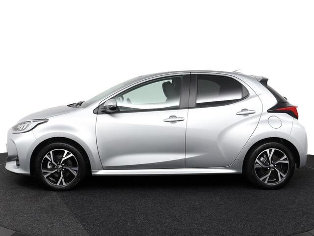 Toyota YARIS 1.5 Hybrid 115 First Edition | Navigatie | Apple Carplay/Android Auto | Parkeercamera | Adaptieve Cruise-Control |