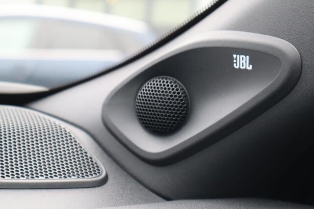 Toyota YARIS 1.5 Hybrid 130 Launch PanoDak/JBL/17inch/Stoel/Stuurverwarming