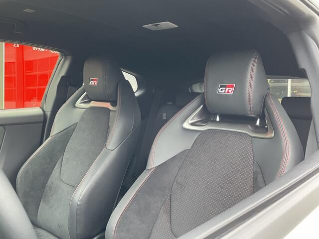 Toyota YARIS Yaris GR 1.6 Turbo High Performance | Stoelverwarming | Stuurver
