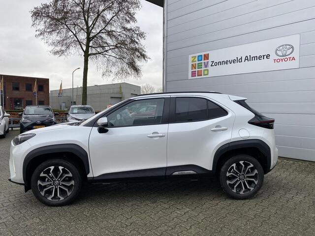 Toyota YARIS Cross 1.5 Hybrid 115 First Edition Comfort Pack & parelmoer lak