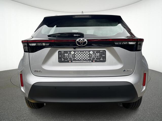 Toyota YARIS Cross 1.5 Hybrid 115 Business Facelift / PDC / Blind Spot / Stuur/Stoelverwarming