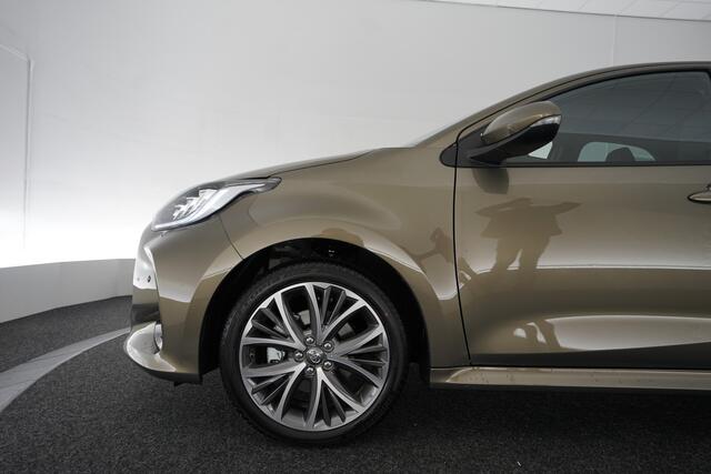 Toyota YARIS 1.5 Hybrid 130 Executive | Stoel/stuur verwarming | Blind-spot