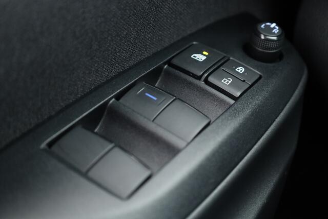 Toyota YARIS 1.5 Hybrid Dynamic | Achteruitrijcamera | Adapt. cruise| Apple carplay, Android auto