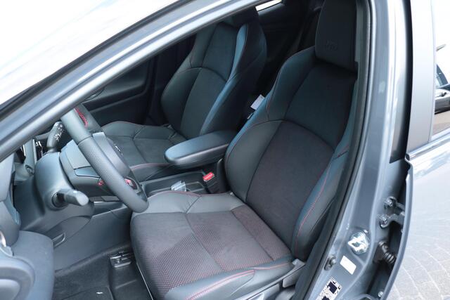 Toyota YARIS 1.5 Hybrid 130 GR Sport, Face lift, Pano-dak, JBL , BSM, Stuur- stoelverwarming