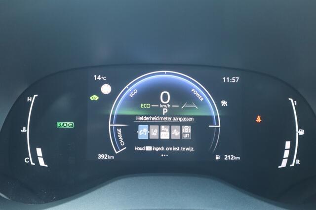 Toyota YARIS 1.5 Hybrid 115 First Edition + Comfort Pack