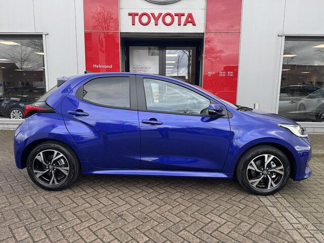 Toyota YARIS 1.5 Hybrid 115 Dynamic + Comfort Pack
