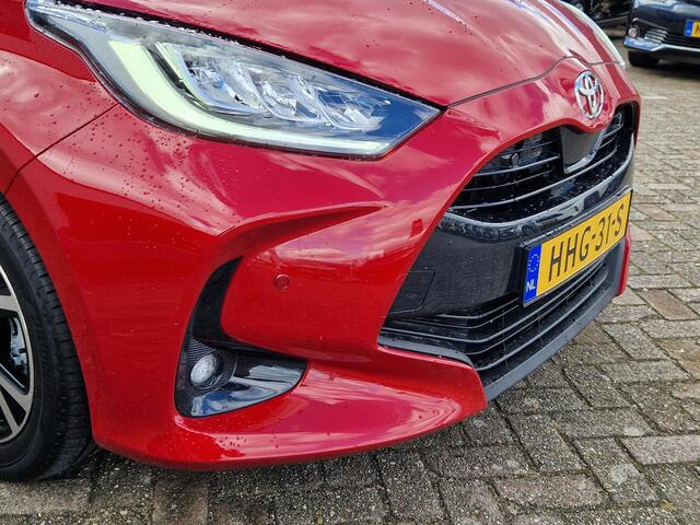 Toyota YARIS 1.5 Hybrid 115 First Edition stoel en stuurverwarming | parkeersensoren