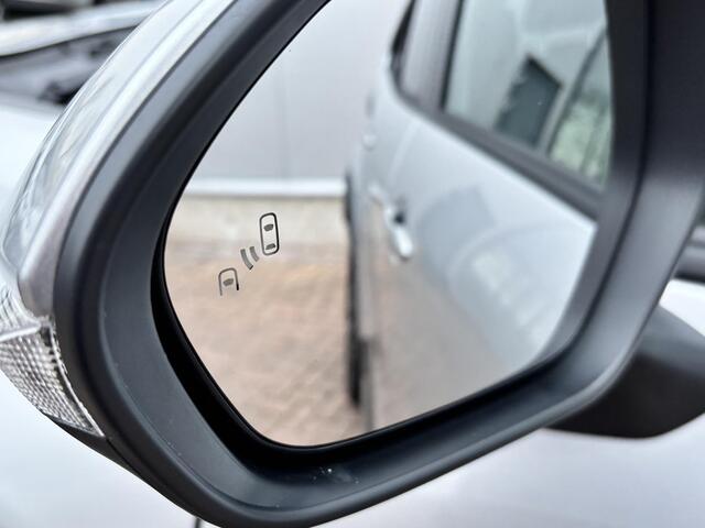 Toyota YARIS Cross 1.5 Hybrid 115 First Edition Automaat BSM,Parkeersensoren ,Apple Carplay Android Auto,Stoelverwarming,Stuurverwarming