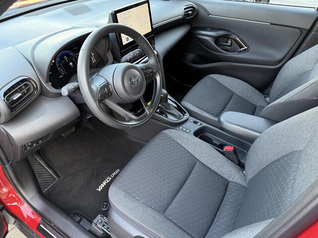 Toyota YARIS Cross 1.5 Hybrid Carplay / Stuur & Stoel verw. / 17 inch / Adaptive Cruise