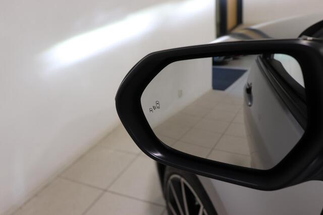 Toyota YARIS 1.5 Hybrid 130 GR Sport, BSM, Draadloos Apple Carplay & Android Auto, Pano dak, Stoel & Stuurverwarming, Parkeersensoren!