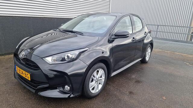Toyota YARIS 1.5 Hybrid 115 Active | Achteruitrij camera | Airco (automatisch) | Spraakbediening | Apple Carplay/Android Auto | Adaptive cruise control |