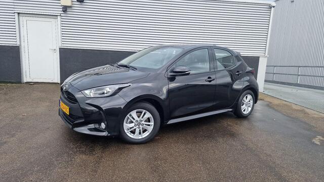 Toyota YARIS 1.5 Hybrid 115 Active | Achteruitrij camera | Airco (automatisch) | Spraakbediening | Apple Carplay/Android Auto | Adaptive cruise control |