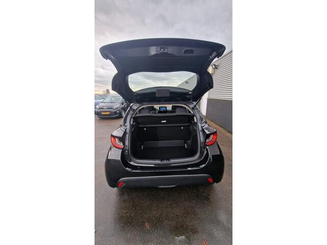 Toyota YARIS 1.5 Hybrid 115 Active | Achteruitrij camera | Airco (automatisch) | Spraakbediening | Apple Carplay/Android Auto | Adaptive cruise control |