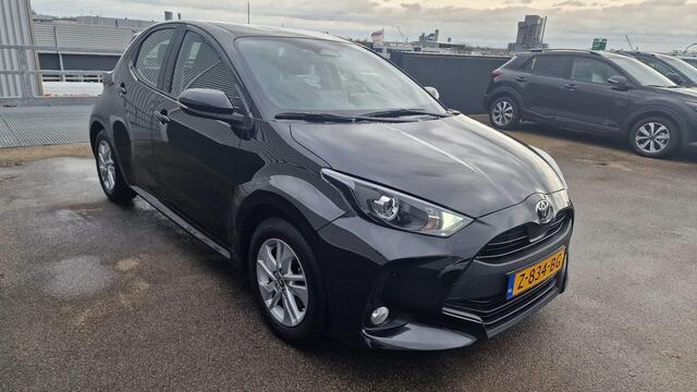 Toyota YARIS 1.5 Hybrid 115 Active | Achteruitrij camera | Airco (automatisch) | Spraakbediening | Apple Carplay/Android Auto | Adaptive cruise control |