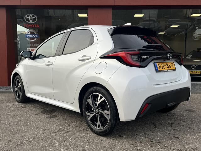 Toyota YARIS 1.5 Hybrid 115 First Edition | Navi | Carplay | Keyless | ACC | Camera