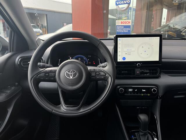 Toyota YARIS 1.5 Hybrid 115 First Edition | Navi | Carplay | Keyless | ACC | Camera