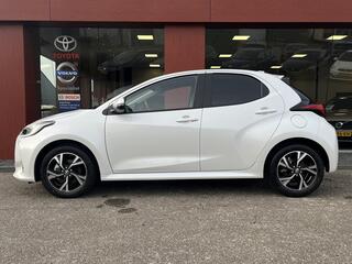 toyota-yaris-1.5-hybrid-115-first-e