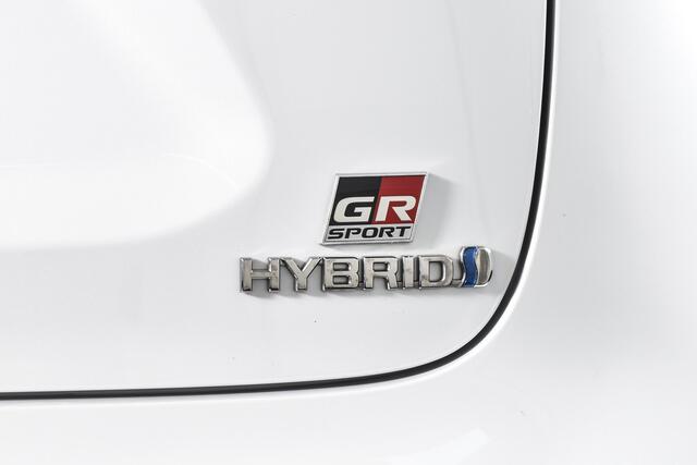 Toyota YARIS Cross 1.5 Hybrid 115 PK GR Sport | Dig. Cockpit | Adapt. Cruise | Stoel-+Stuurverw. | PDC | Camera | NAV + App. Connect | ECC | LM 18" | 7949