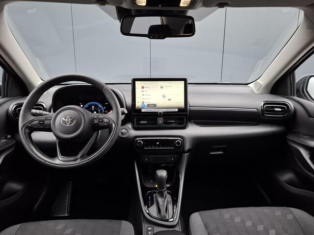 Toyota YARIS 1.5 Hybrid 115 First Edition + comfort pack