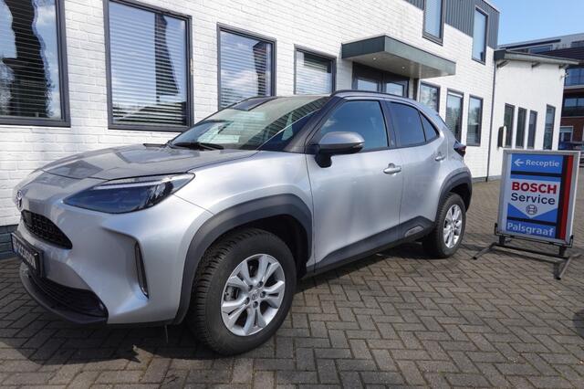 Toyota YARIS 1.5 HYBRID 115 First Edition AWD 4*4 + Div Extra's